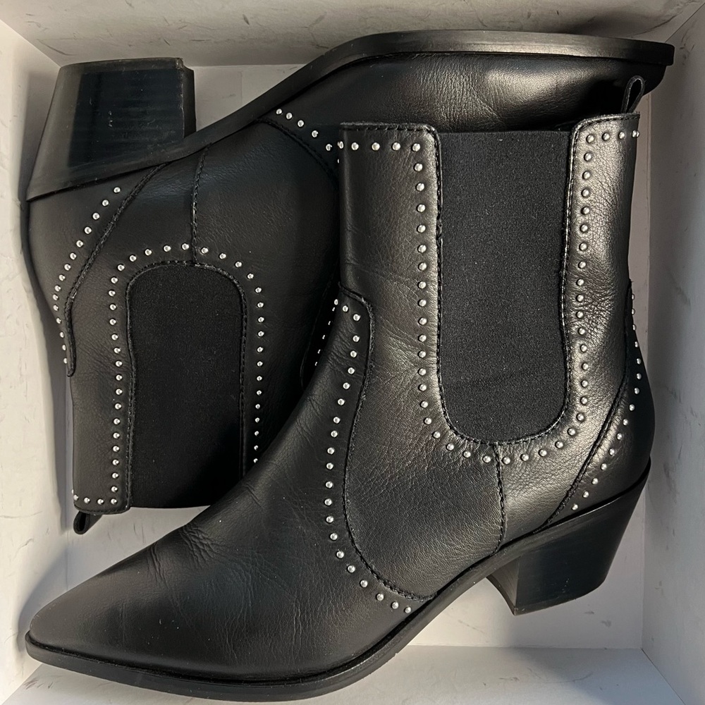🕶️Paige Willa Black Studded Western Chelsea Boots Black Pointed Toe 10.5/11 - Picture 4 of 9